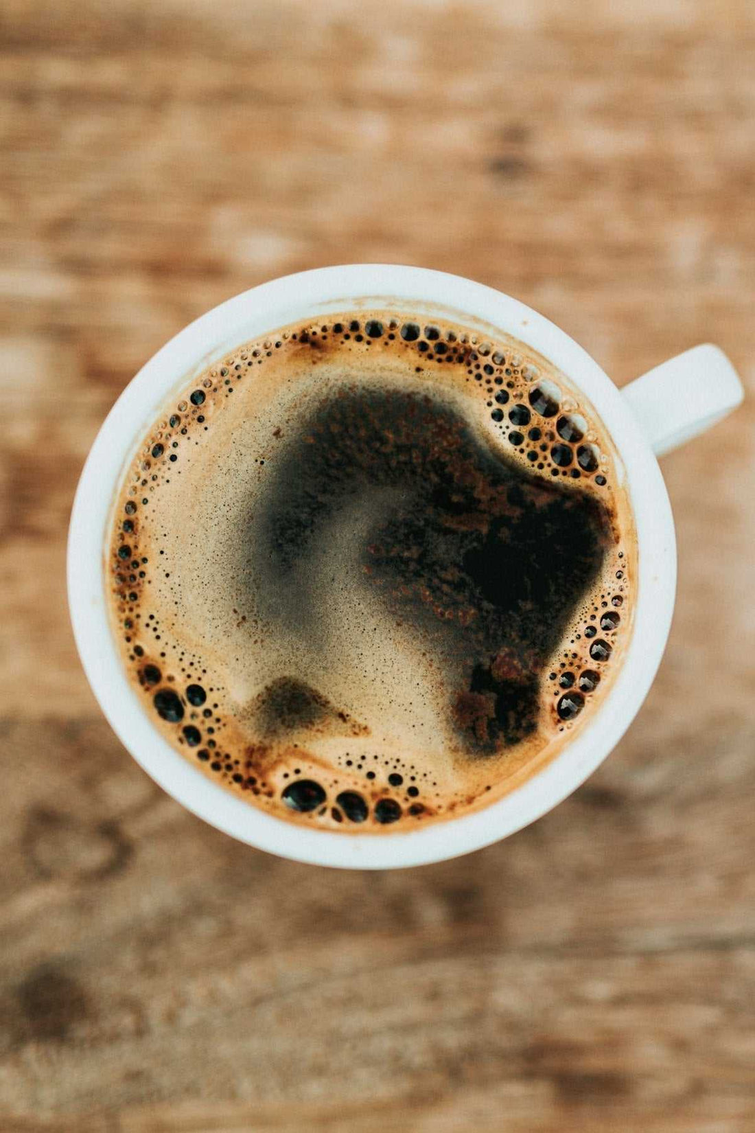 How to read coffee tasting notes — specialty coffee cupping setup with Grenade Coffee