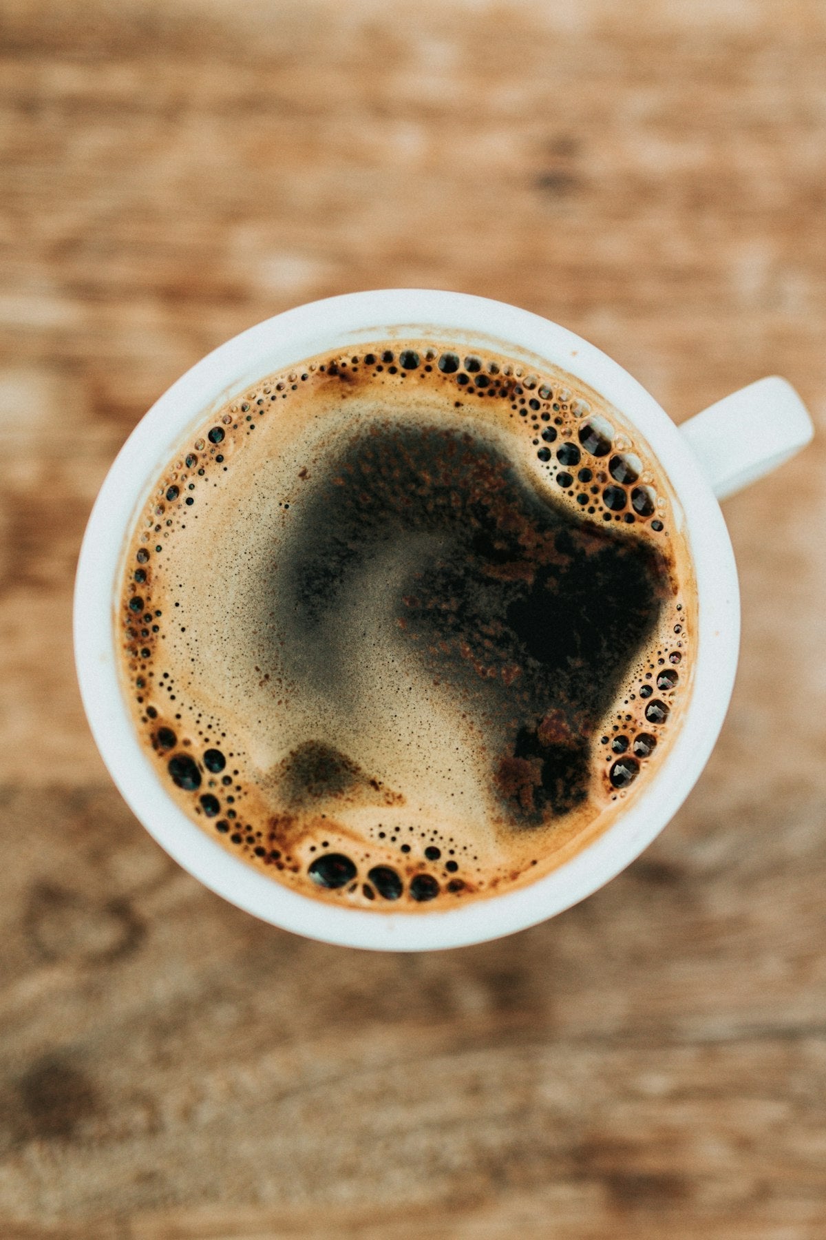 How to read coffee tasting notes — specialty coffee cupping setup with Grenade Coffee